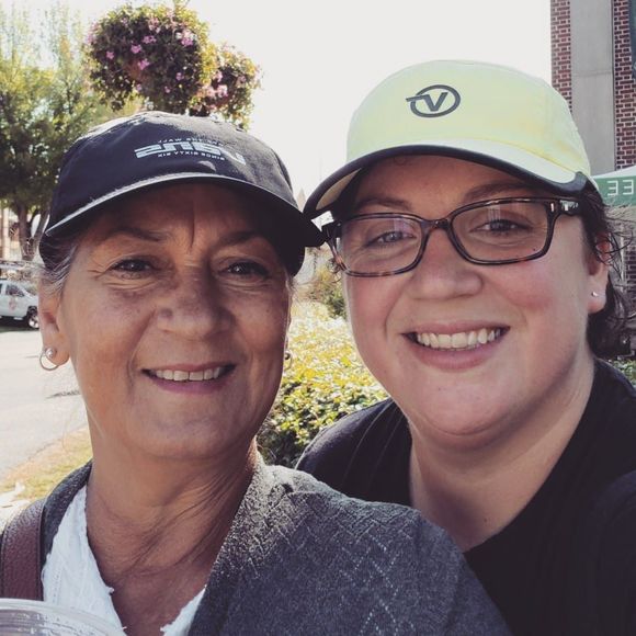 Meet your Posher, Jessica - Picture 1 of 1